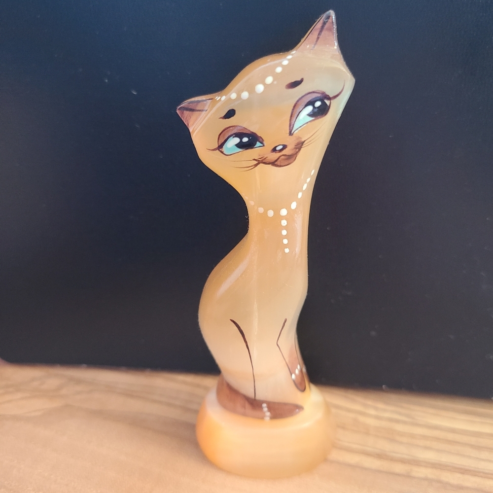 Glass cat figurine